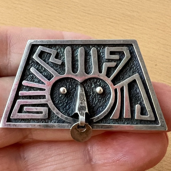 VINTAGE OSWALDO GUAYASAMIN ECUADOR LARGE STATEMENT PENDANT BROOCH PIN 900 SILVER